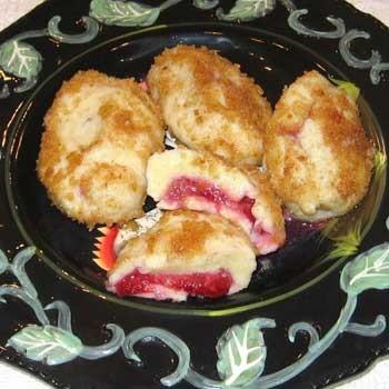 Knedle s Sljivama (Croatian Plum Dumplings)